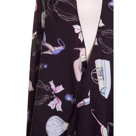 Code22 Illustration Print Beach Vacation Cover Up - Picture 4 of 4